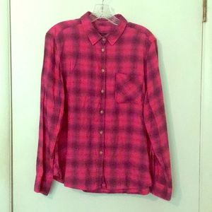 American Eagle plaid shirt